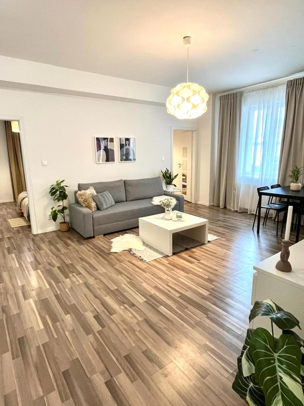 Apartment Adele - Old Town Bratislava Exteriör bild
